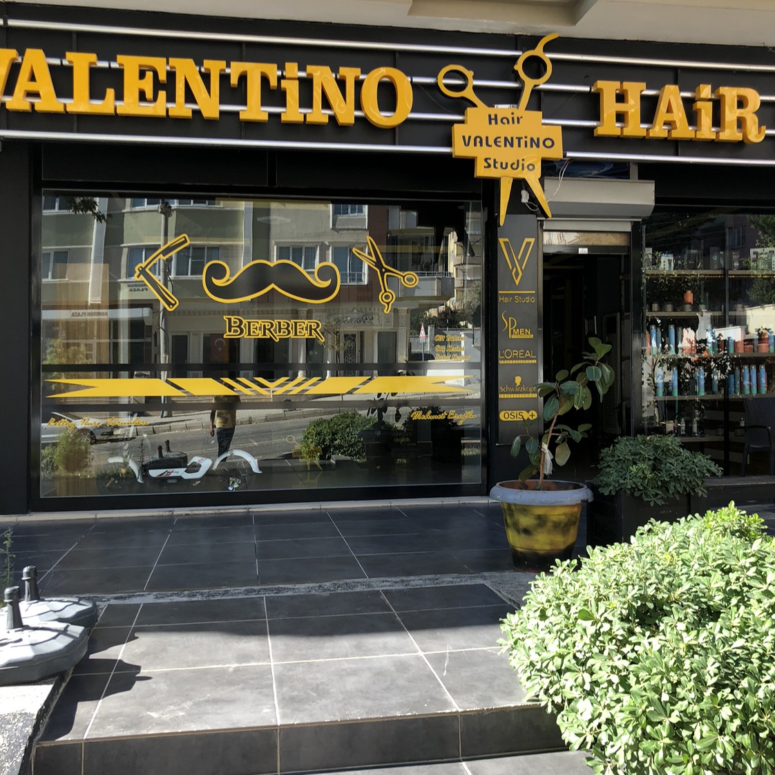 Valentino hair clearance studio