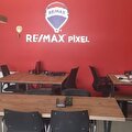 Remax Pixel
