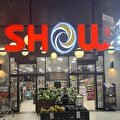 Show market