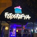 Fotoğrafta kare pizza